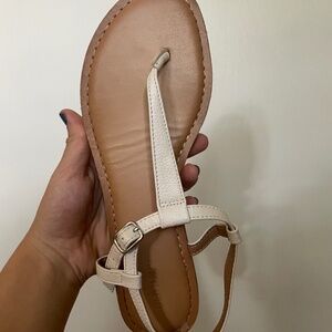 Flat strappy sandals